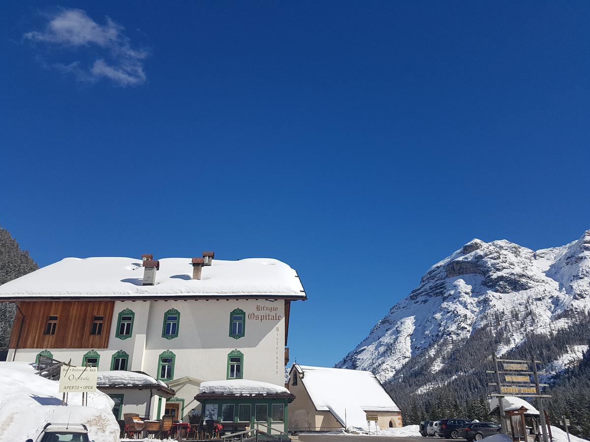 Ristorante Rifugio Ospitale Hotel Cortina dʼAmpezzo Eksteriør billede